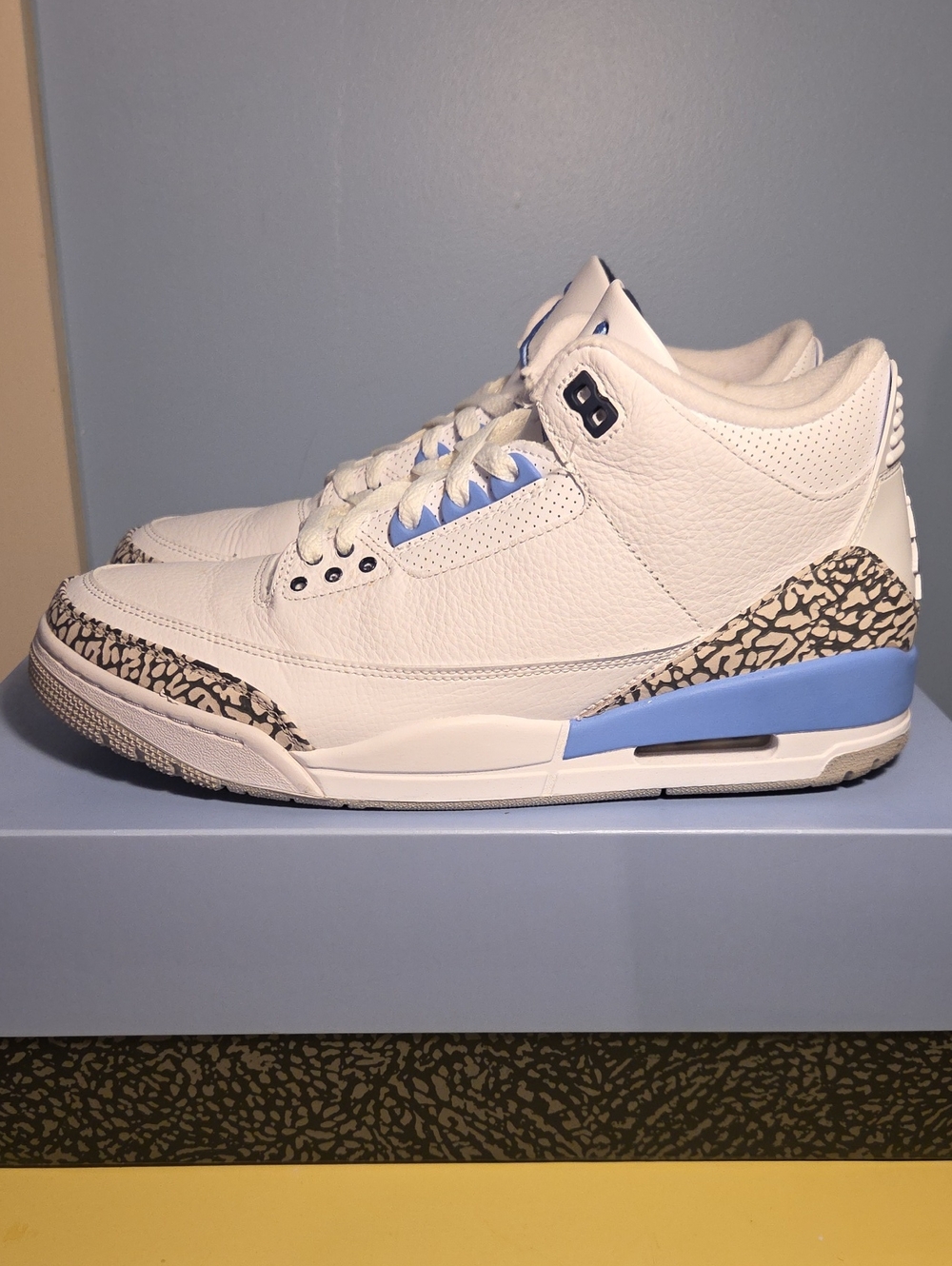 Jordan 3 Retro 'UNC' Size 10.5
